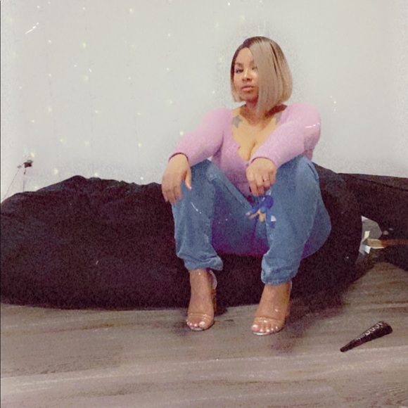 Meet your Posher, Jocelyn - Picture 3 of 12